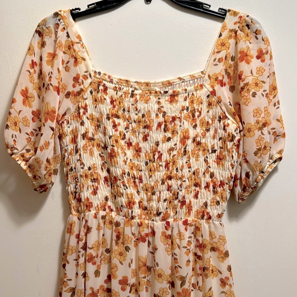 Midi rouched short sleeve dress